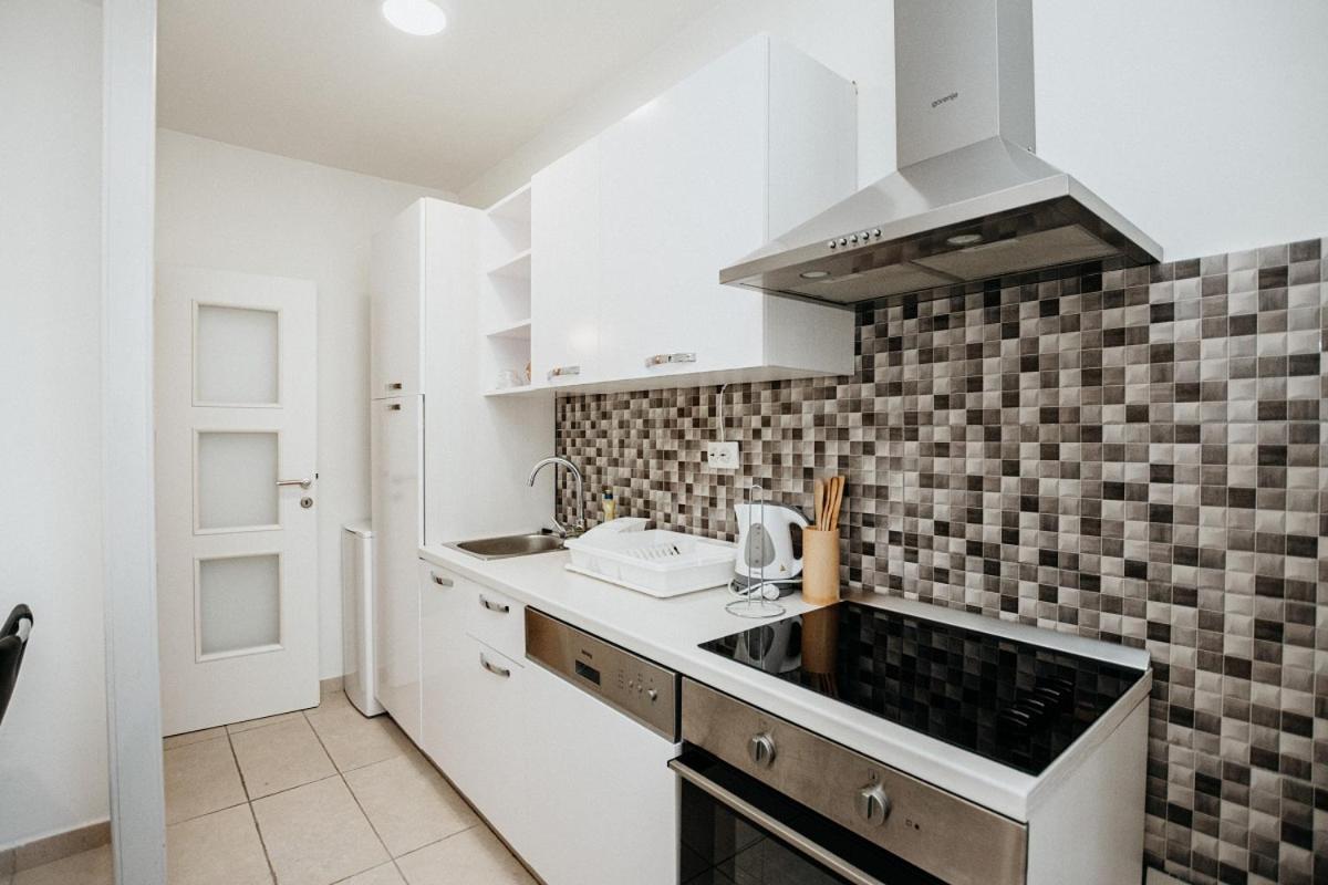 Double And Single S Apartments Zadar Eksteriør billede