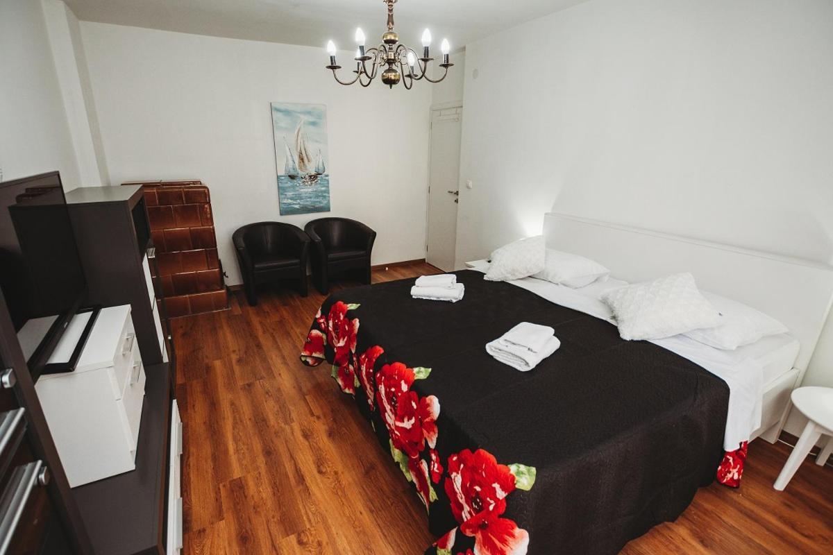 Double And Single S Apartments Zadar Eksteriør billede
